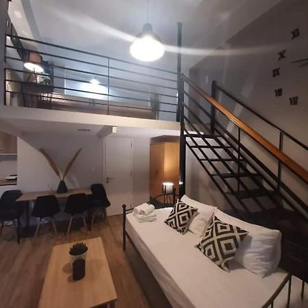 Speri'S Loft Apartment Превеза Екстериор снимка